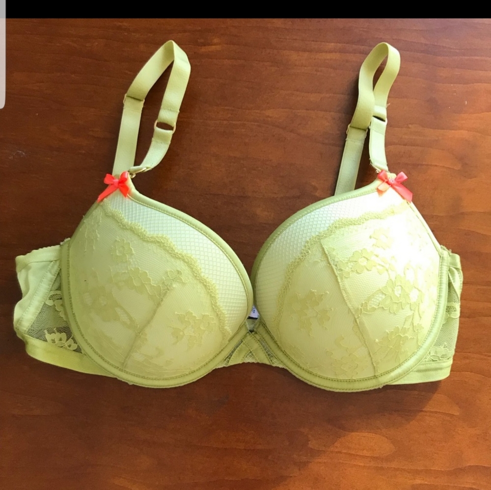 Victoria secret push up bra